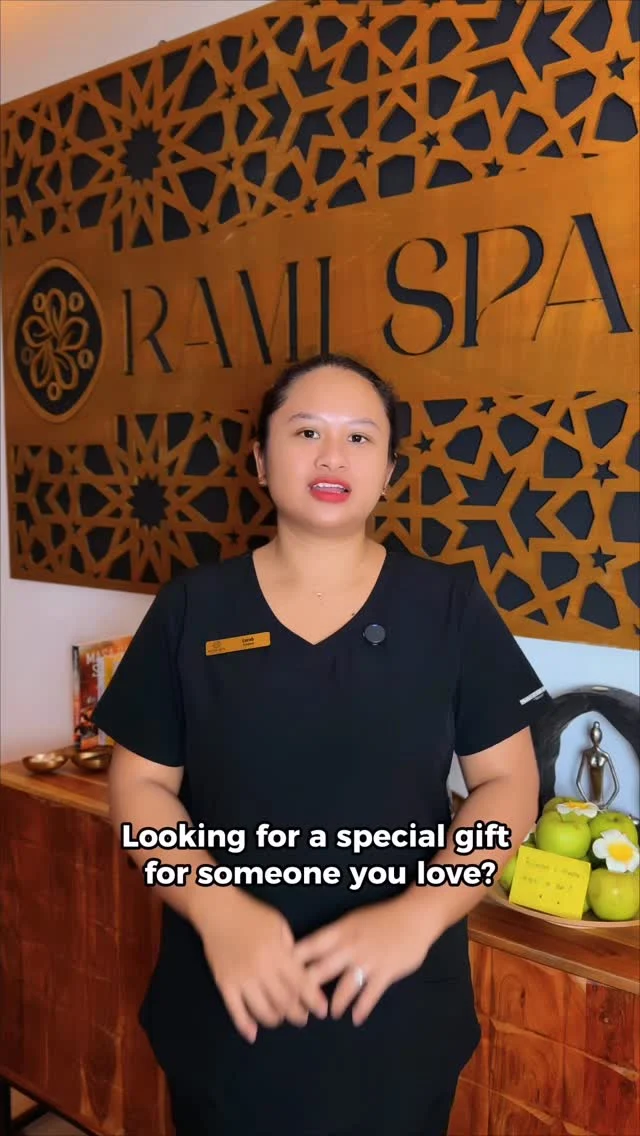 🎄 Cadoul perfect de sărbători este la un click distanță! La RaMi Spa, știm cât de important este să-i arăți persoanei iubite cât de mult o apreciezi. De aceea, am pregătit gift cardul perfect, care o va purta cu gândul direct în Bali! 🌸✨

💌 Cum funcționează?
🌿 Intră pe ramispa.ro la secțiunea “GIFT CARD”
💆‍♀️ Alege experiența ideală pentru persoana dragă
📩 Primește cardul electronic în 3 ore sau în format fizic în 2 zile lucrătoare

💕 Oferă-i o experiență de neuitat, plină de răsfăț și armonie! 💕 Nu mai sta pe gânduri, intră acum pe ramispa.ro și transformă sărbătorile de iarnă într-o poveste de iubire și relaxare!

📞 +40 769 070 522 
📩 hello@ramispa.ro
📍 RaMi Spa 1 - George Călinescu 44A, Sector 1, București 
📍 RaMi Spa 2 - Puțul lui Zamfir 23, Sector 1, București 

#ramispa #masajbucuresti #massagebucharest #balinesemassage #spabucuresti #masajbalinez #masajbalinezbucuresti